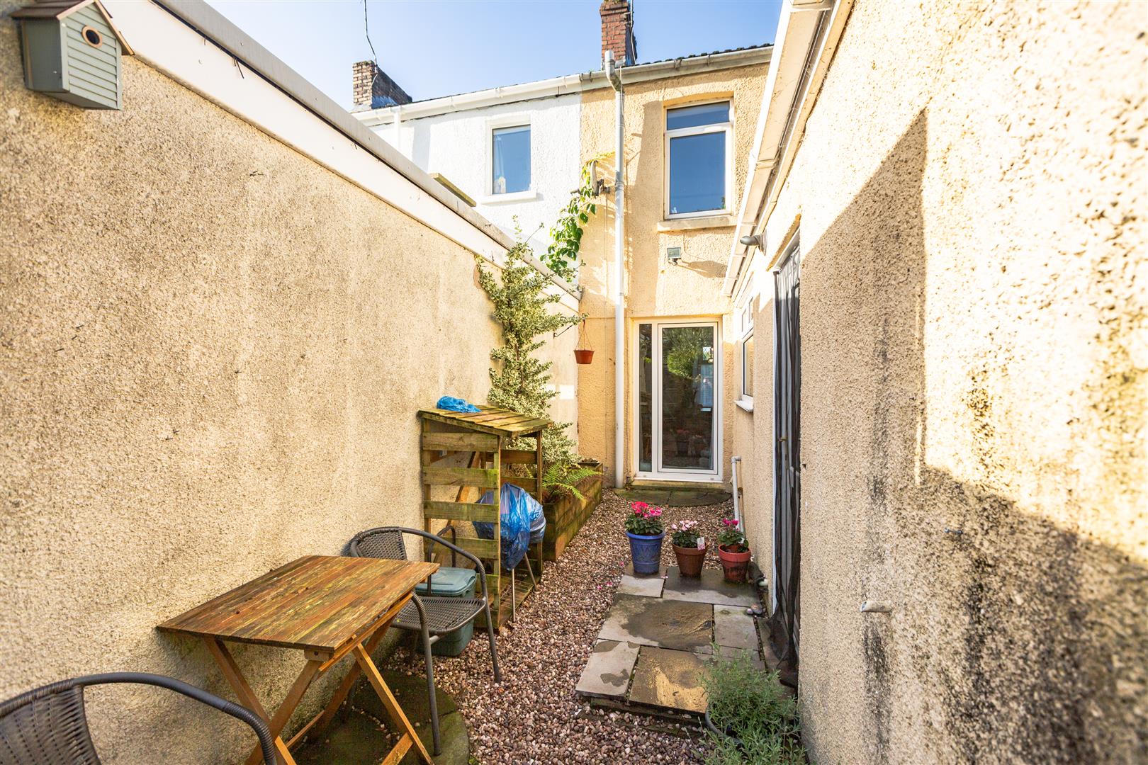 Rhandir Terrace, Llangennech, Llanelli, SA14 8TY
